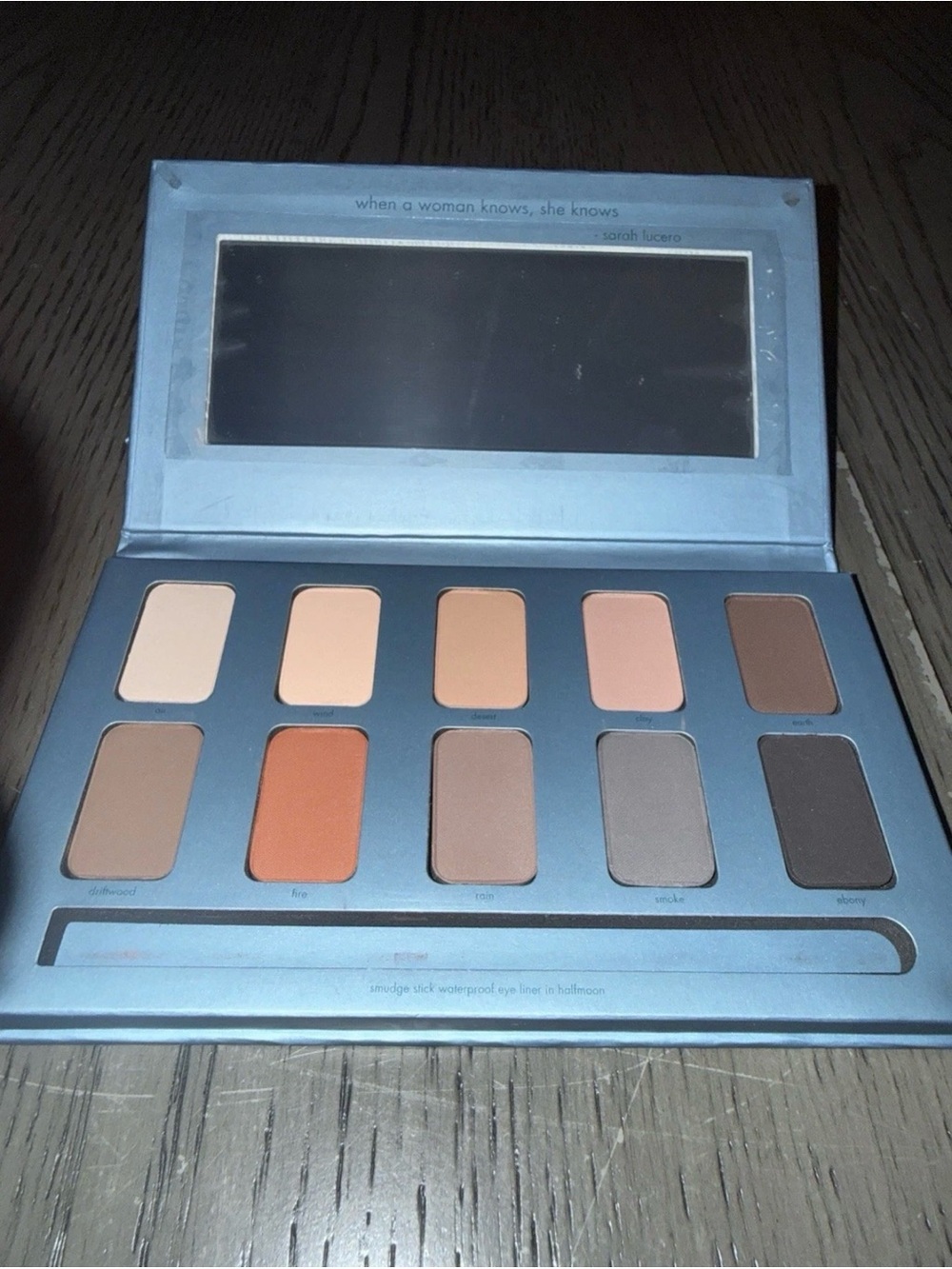 Stila In The Know Eye Shadow Palette - Picture 2 of 2